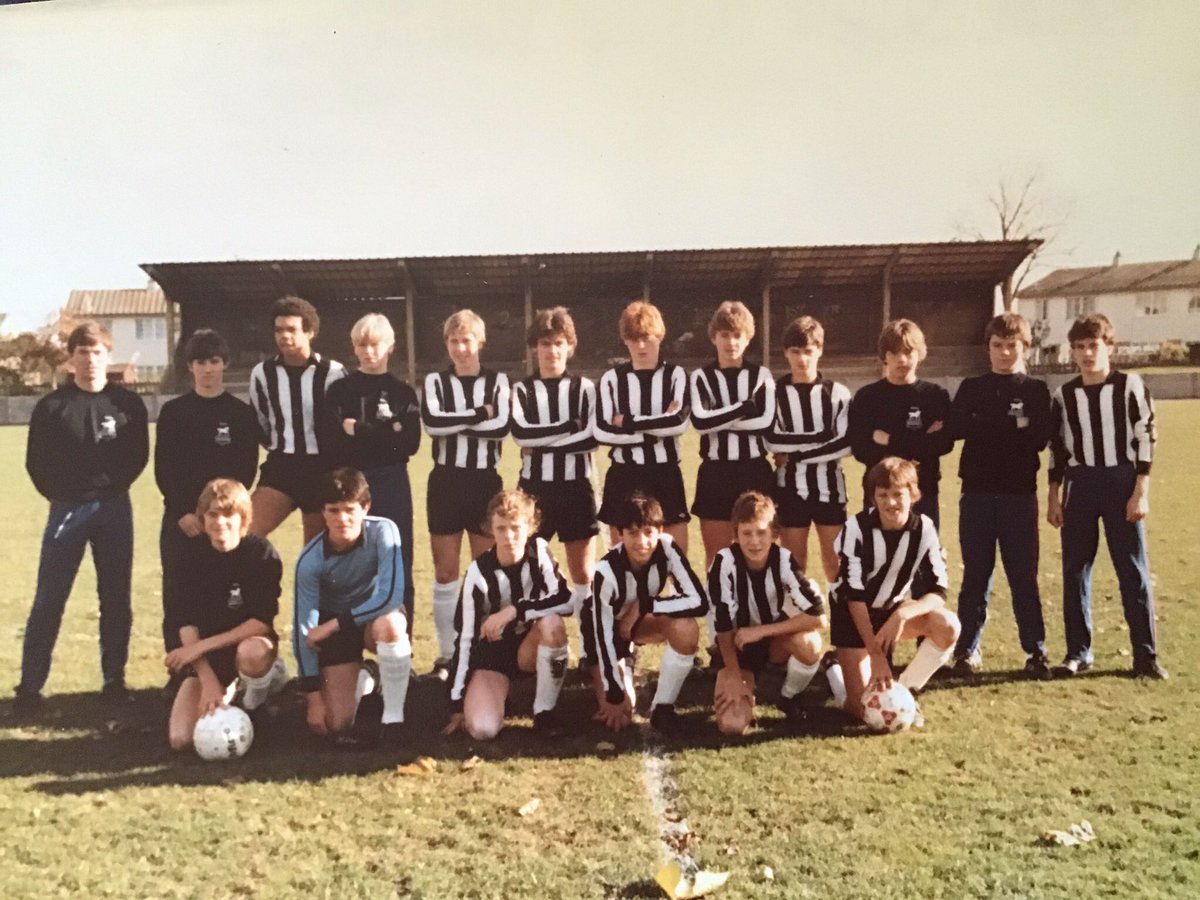 IwardIan's tweet photo. @ExtremeFootbal4 Team mate in the 70’s and 80’s … Legend! https://t.co/2d1UlTZzuN