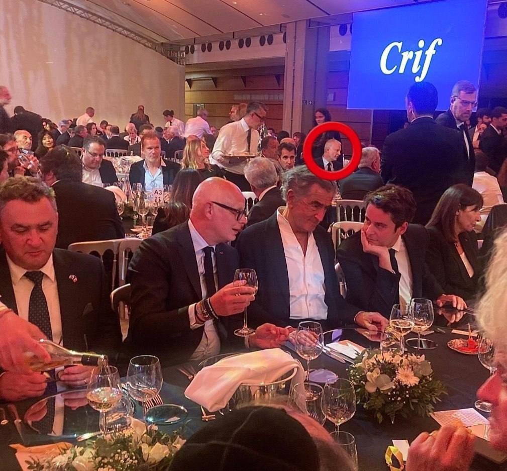 🔴Au dîner du CRIF, on observe la participation de Rémy Heitz, nouvellement nommé procureur général près de la Cour de cassation par Macron en remplacement de François Molin. Un visage et un événement à retenir.