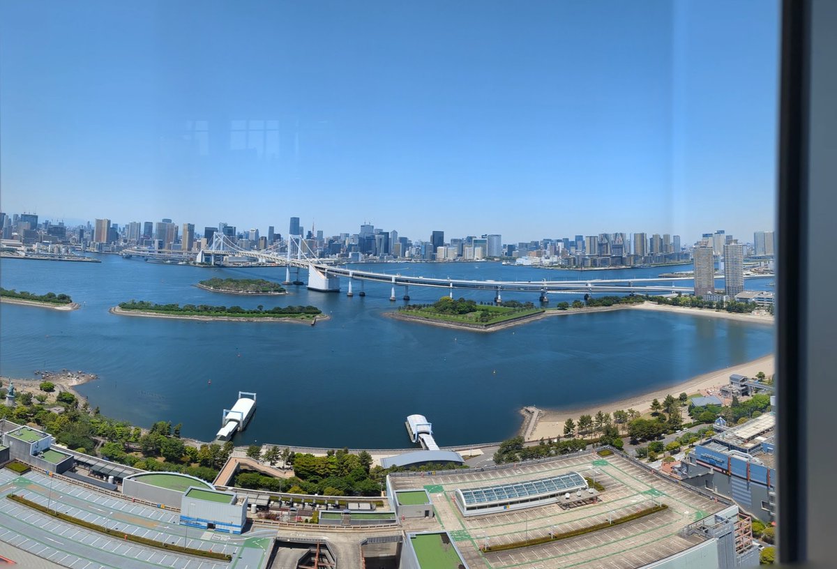 tomkomu's tweet photo. 久しぶりの東京。楽しい😁 https://t.co/Qmq0bAZ24k