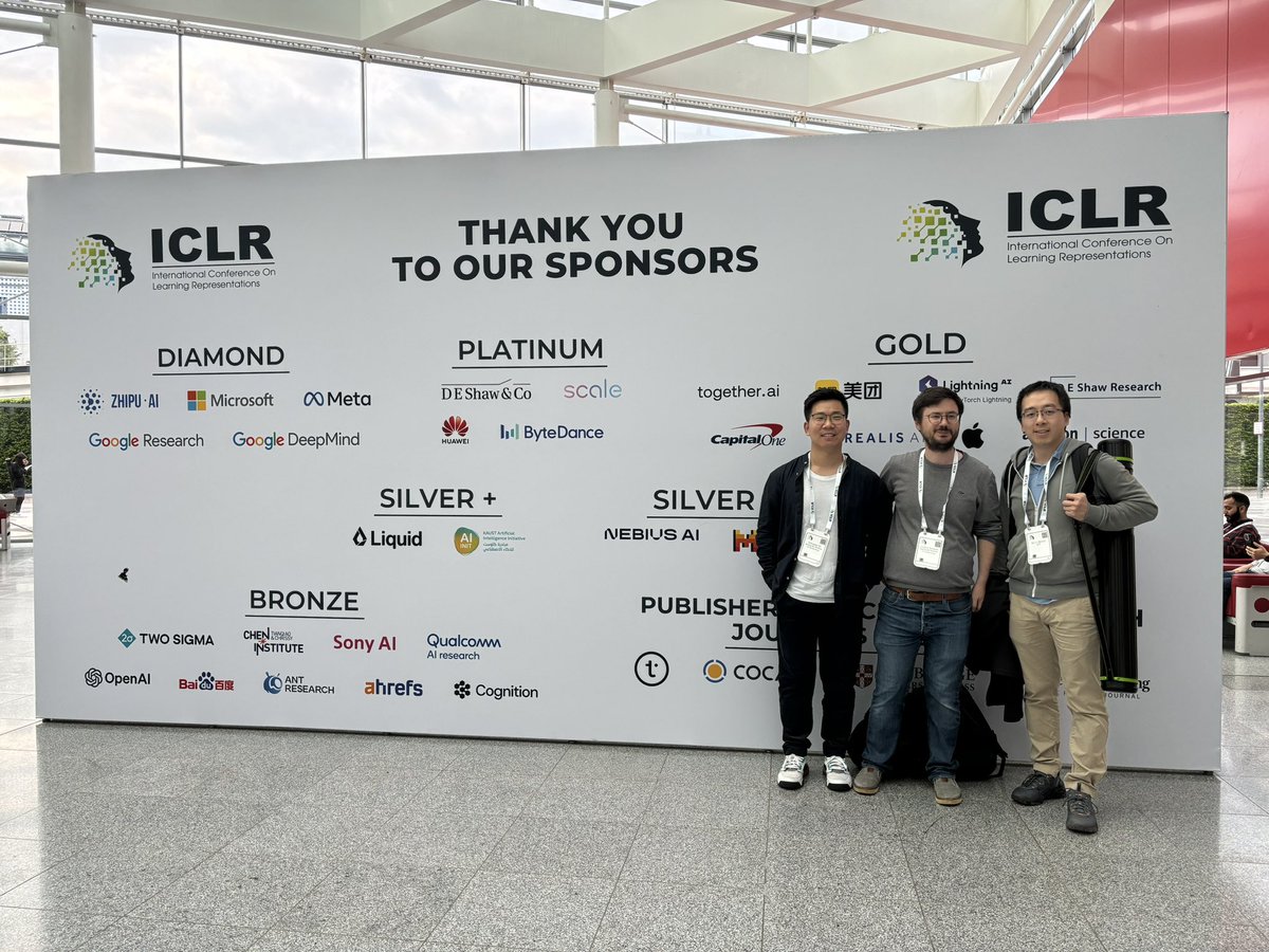 BruceGeLi's tweet image. Having great pleasure from presenting our work in temporally correlated RL (github.com/BruceGeLi/TCE_…) in #ICLR2024 and enjoying a lot of fun in #Vienna