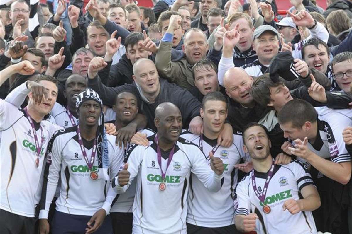 🔙 On this day 10 years ago… In front of more than 4,000 fans at Stonebridge Road, a goal from former Fleet striker Nathan Elder secured the Whites' place back at non-league football's top table 👊 #OneTownOneTeamOneDover ⚪⚫️