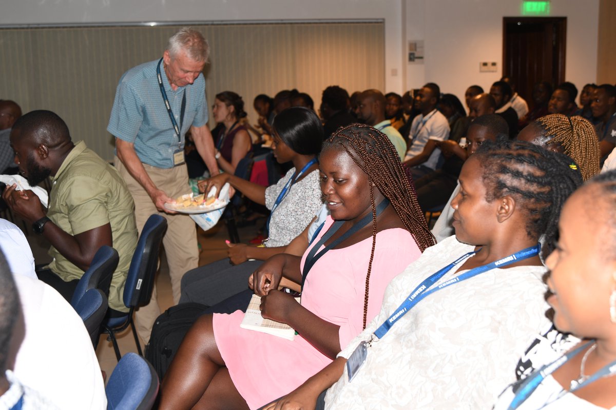 It was a bittersweet moment for the Programme as one of our senior researchers <a href="/nokesdj/">James Nokes</a> proceeds to his retirement.  His research group led by <a href="/cnyaigoti/">Charles Agoti</a> <a href="/Charlesjsande/">Charles Sande</a>, <a href="/george_l/">george</a> celebrated him in his last seminar.