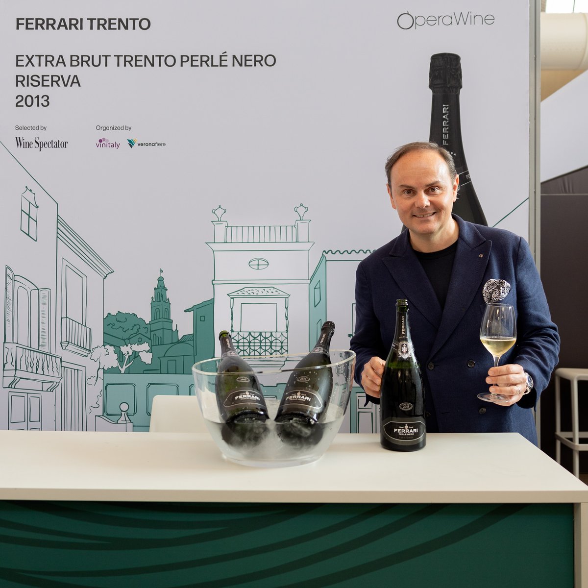 Here is the portrait of @FerrariTrento, one of the great Italian producers selected by Wine Spectator for #OperaWine2024. During this year's Grand Tasting, they shared with guests their Extra Brut Trento Perlé Nero Riserva 2013. Congratulations! #Vinitaly2024 #finestitalianwines