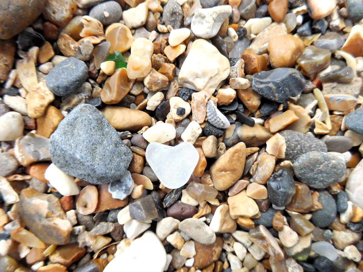 Feeling a Bit Ropey!! #beachfinds #rope #beachcombing #cullercoats #blue #seaglass #curiosities