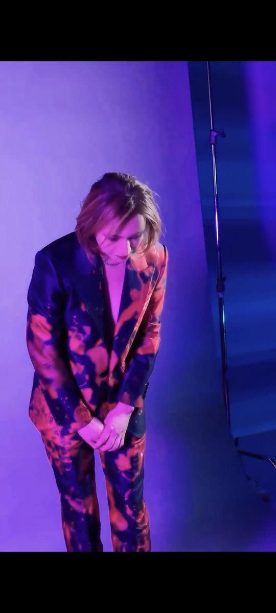 Next week's press conference will announce the time and place of this year's dinner show, and #TheLastRockstars will also appear, right?🤔
Mr. Yoshiki is super cool!❤️
@YoshikiOfficial 
#YOSHIKI  🌹