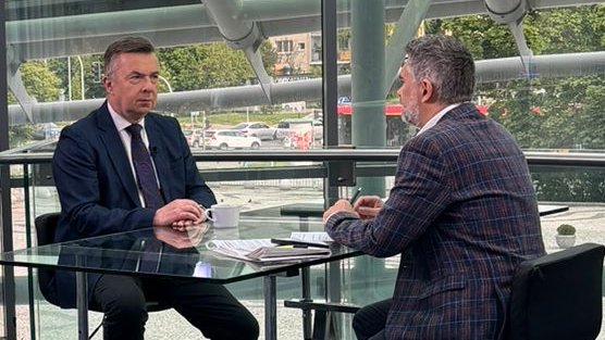 Ministerstwo Nauki i Szkolnictwa Wyższego (@mnisw_gov__pl) on Twitter photo #MinisterNauki <a href="/wieczorekdarek/">Dariusz Wieczorek</a> w <a href="/tvp_info/">tvp.info 🇵🇱</a>: Ustawa o <a href="/PAN_akademia/">Polska Akademia Nauk</a> jest gotowa. Przed nami szerokie konsultacje. Założenie jest takie, żeby działanie #PAN było bardziej elastyczne i żeby PAN jeszcze lepiej służył polskiej nauce. Wolność naukowa jest kluczowa. #MinisterNauki <a href="/wieczorekdarek/">Dariusz Wieczorek</a> w <a href="/tvp_info/">tvp.info 🇵🇱</a>: Ustawa o <a href="/PAN_akademia/">Polska Akademia Nauk</a> jest gotowa. Przed nami szerokie konsultacje. Założenie jest takie, żeby działanie #PAN było bardziej elastyczne i żeby PAN jeszcze lepiej służył polskiej nauce. Wolność naukowa jest kluczowa.