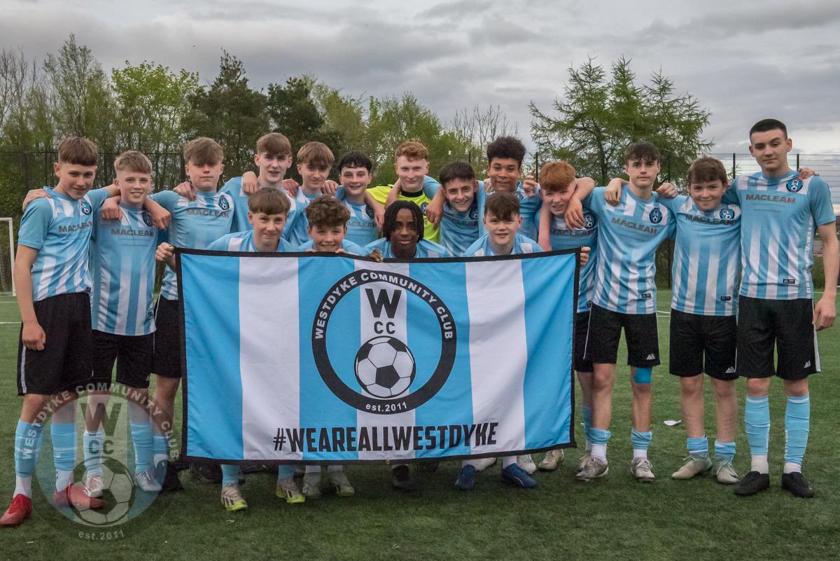 westdykecc's tweet photo. Huge CONGRATULATIONS to our 2nd ‘A’ League Champions of the season! U14s CC beat @banks_albion last night 7-1 to secure the title with a game to go! Well done to all our players and coaches!! 🤩🏆🏆 #WeAreAllWestdyke @westdyke2010 https://t.co/ojshTXF8G5