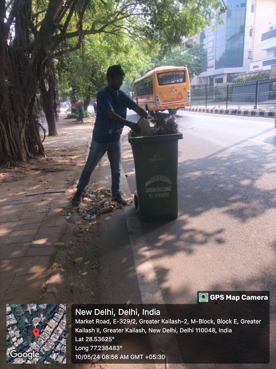 Sanitation work has been done in Greater kailash 2.
All work of Ward chittranjan park is being done under the guidance of our minister Shri Saurabh Bhardwaj ji.

#AapParty 
#KejriwalKoAshirwad 
@ArvindKejriwal 
@ipathak25 
@Saurabh_MLAgk 
@OberoiShelly