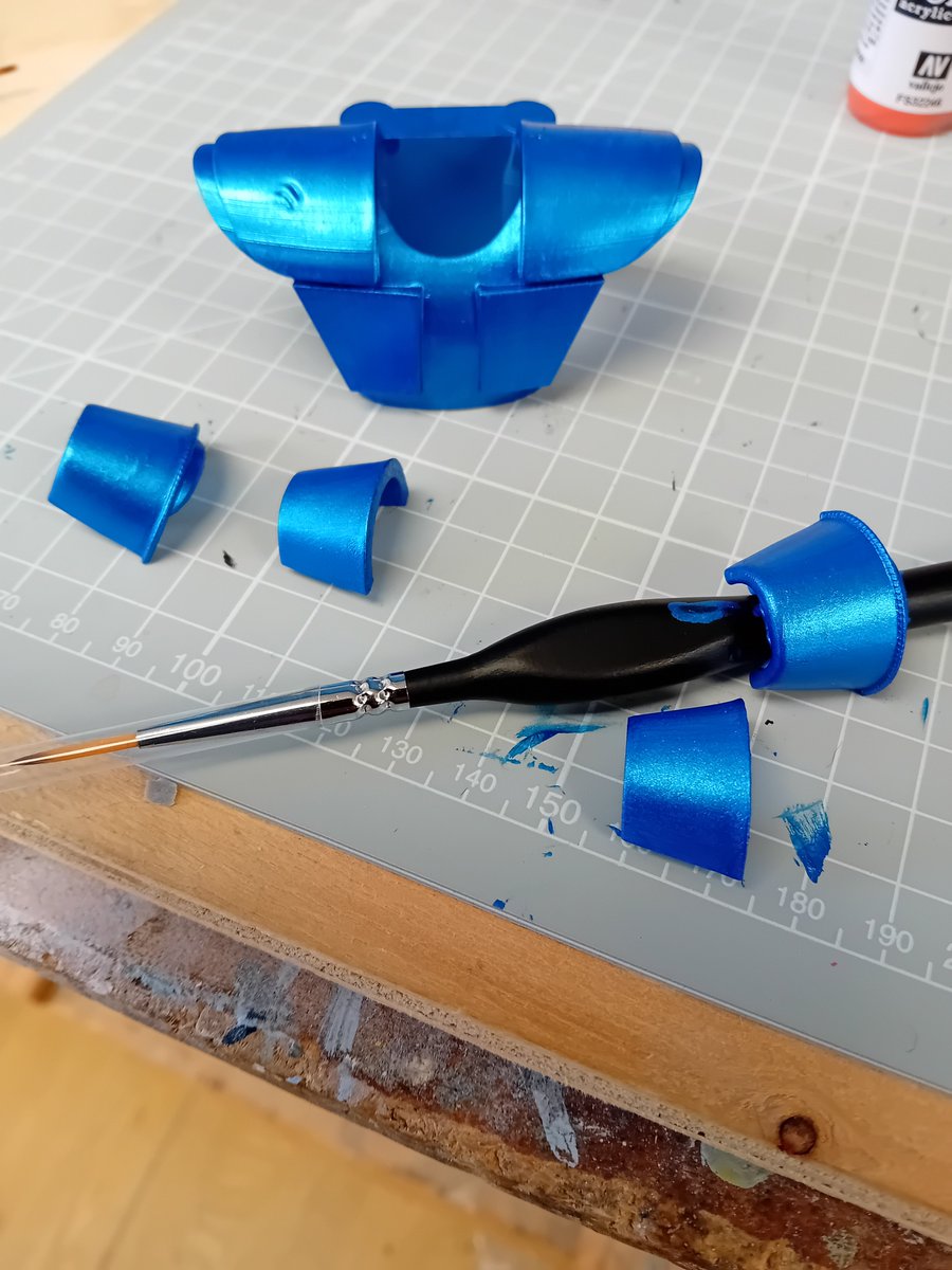 grapplearcade's tweet image. Final shots of my Komet Kid (Max Moon) prototypes for the @KShawnng Kayfabe Heroes, series 1 wrestling figure line. Pics are of the figs 95% complete.
Huge shout out to the team working on this line with me, very talented crew.
Can&apos;t wait for this to be in everyones collections.