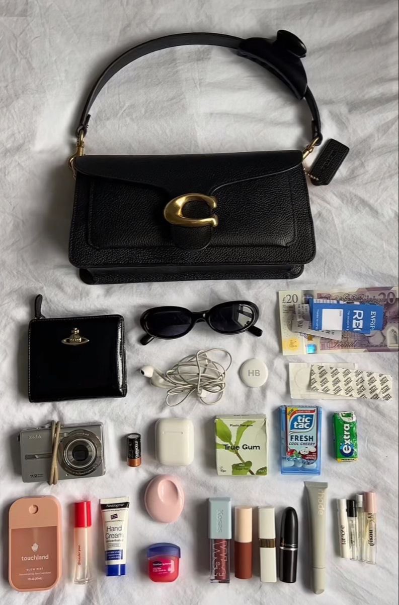 hot girl bag essentials