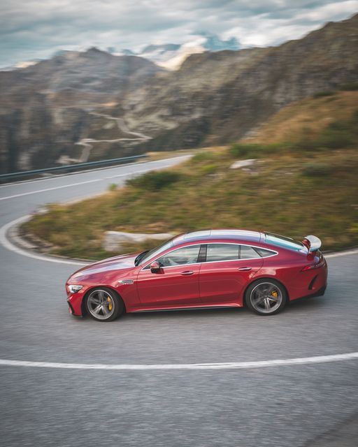 Through the terrain in blazing red.

📸 @jelinek.b for #MBcreator

To know more, call Titanium Motors 8190810000.

#SummerReady #MercedesAMG #GT63 #MercedesBenzIndia #TitaniumMotors #VSTGroup