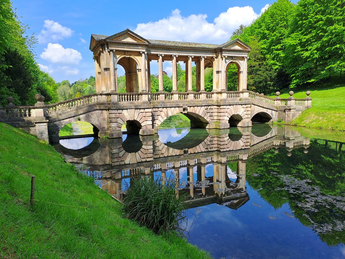 The sun is set to shine again today and Prior Park is ready for a #RelaxingSaturday. 📷 National Trust/Ruth N #WeekendVibes #SaturdayMorning #NationalTrustSouthWest