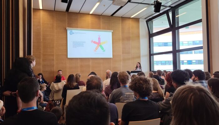 Ever wanted to get more involved with #SciencePolicy? The @EGU_Policy Manager @Chl0e_Hill and the #Science4Policy Working Group at EGU have 10 #TopTips to get both get you started and develop your skills, on the #EGUblogs! Get into #policy: egu.eu/1USOSW/