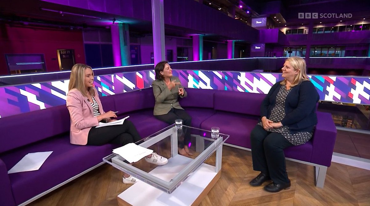 Watch Dr Audrey Cameron (@aud2526 @scottishsensory) and interpreter Helen Dunipace speaking to @BBCScotNine about the 400 new BSL environment signs developed with @royalsociety and webinars for BSL interpreters from 27 mins: bbc.co.uk/iplayer/episod…