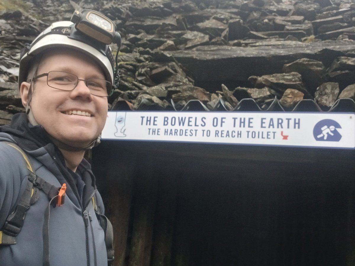 Great selfie of Nick by some of the signs for @domestosuki longest drop filming! Not the most convenient to reach in a hurry! 🖤💛 #DeepSleep #GoBelow #northwales
