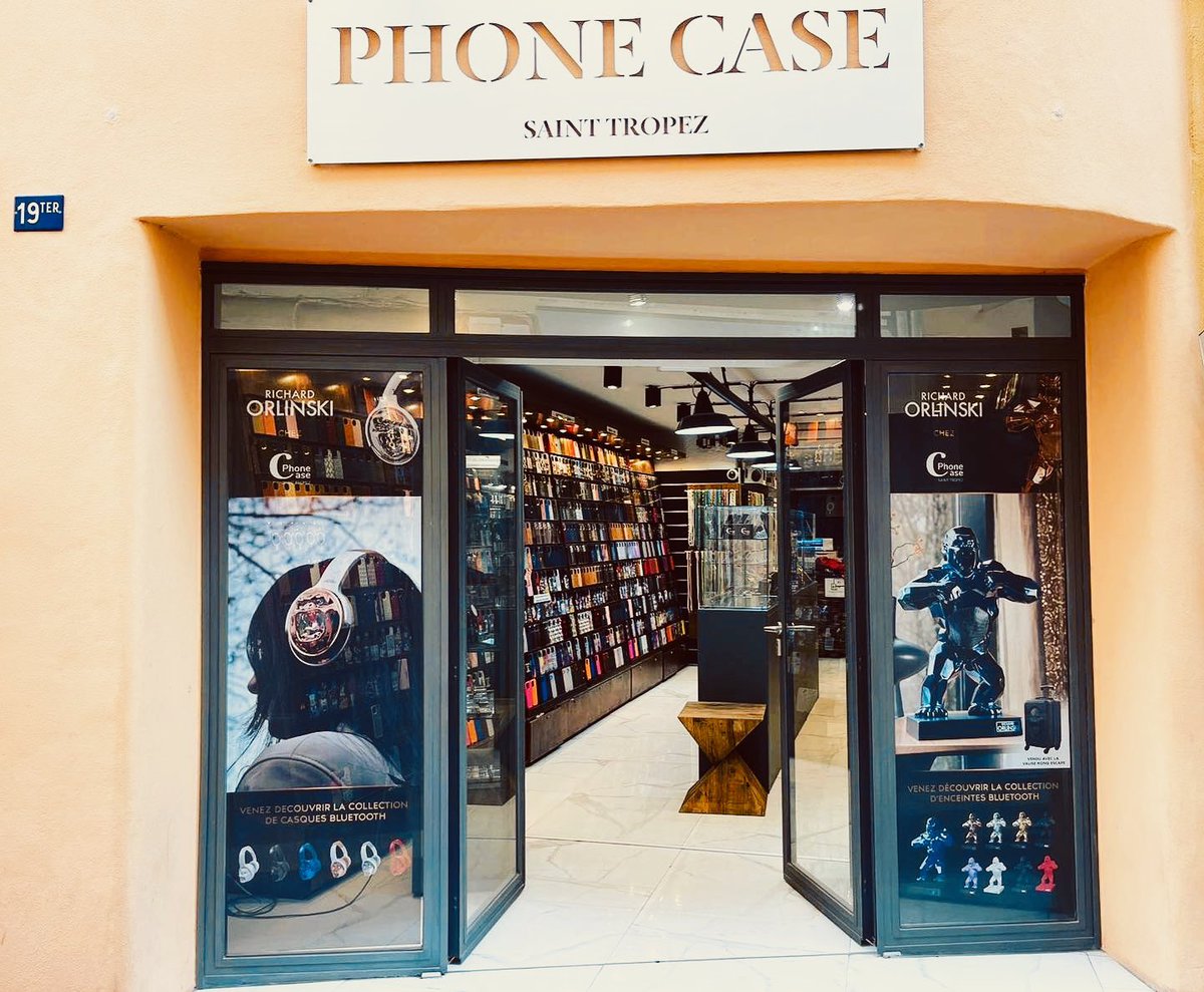 rebec34's tweet image. Visitez-vous le magnifique golfe de Saint-Tropez ? Vous recherchez un chargeur 🔌, un iphone ou un Samsung Ne manquez pas la boutique “Phone Case  Saint-Tropez” située au 19 Ter Georges Clemenceau, 83990 Saint-Tropez
#DevialetPhantom #Devialet #Devialet #Orlinski  #iphone15promax