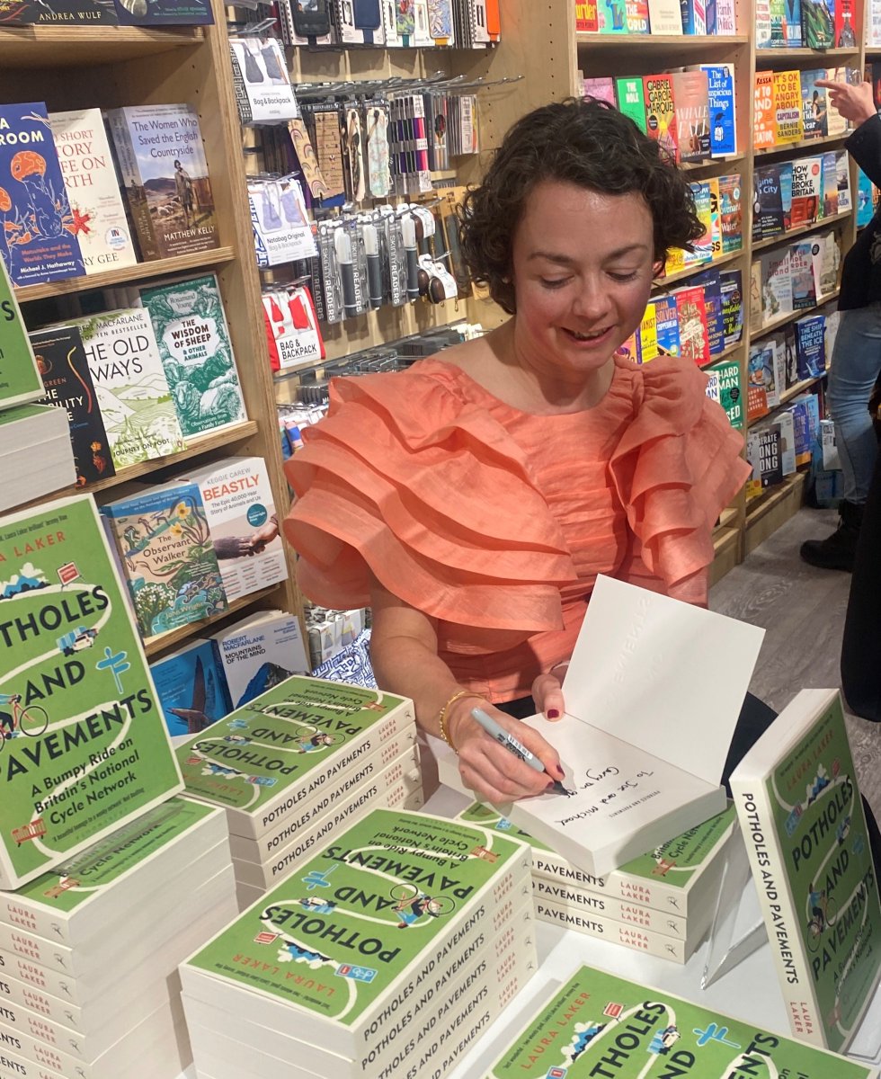 A wonderful evening yesterday celebrating the launch of @laura_laker's Potholes and Pavements: A Bumpy Ride on Britain's National Cycle Network - out now! Thank you to @StanfordsTravel for hosting!