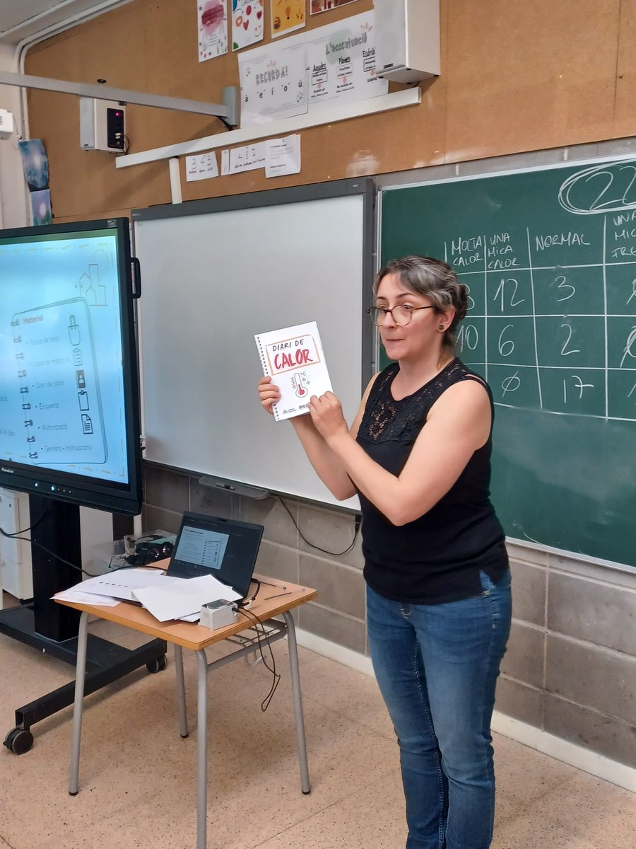 Seguim amb el projecte #VigilantsDeLaCalor - avui alumnes de 6è de l'<a href="/EscolaCoves/">IE Coves d'en Cimany</a> han après amb investigadores <a href="/IREC_Energia/">IREC</a> a fer servir sensors d'humitat, temperatura i CO2 per co-investigar el confort tèrmic a l'aula i als seus habitatges 
 
#ciènciaciutadana #IRECoutreach