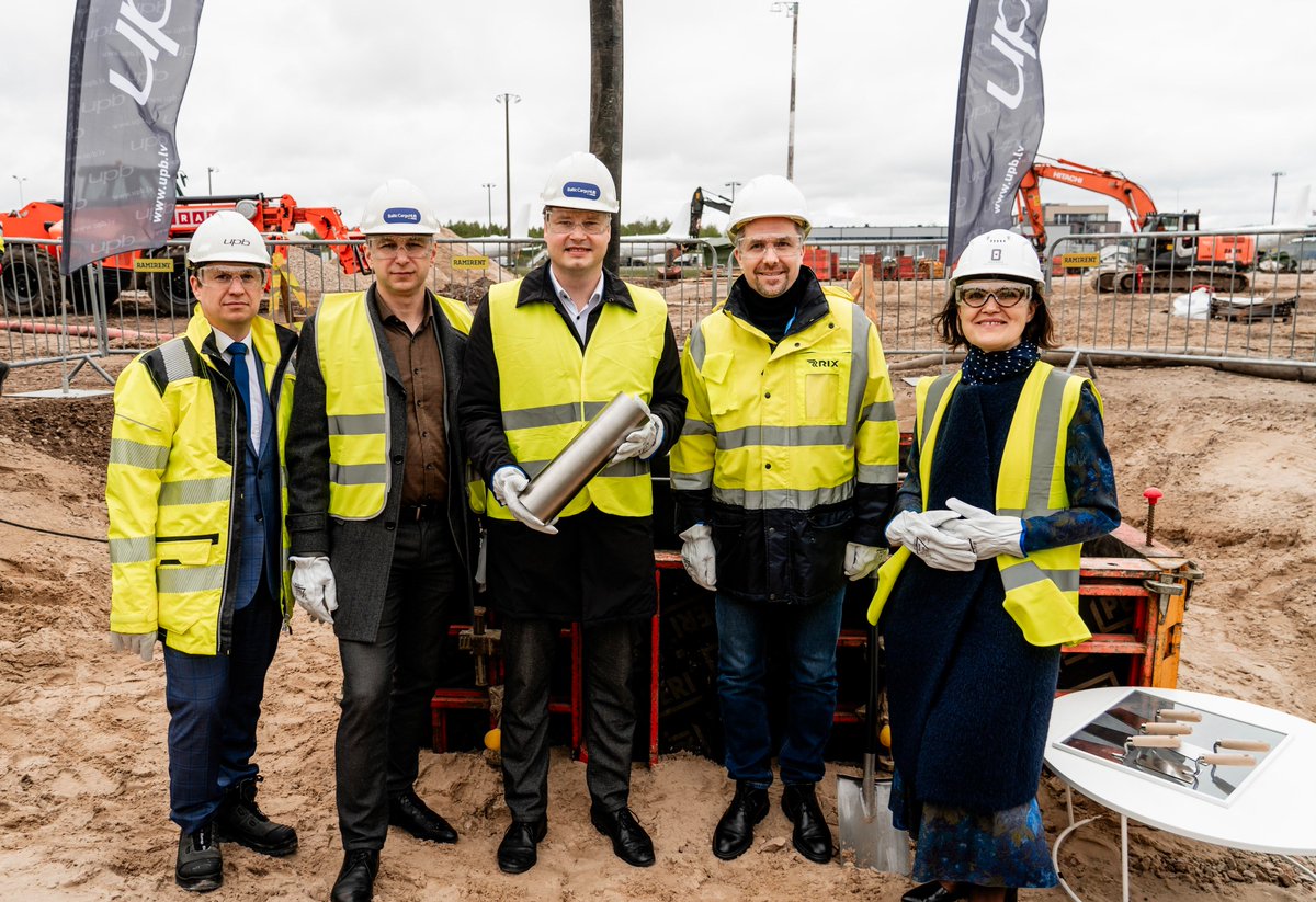 Today we celebrated the next step in the construction of the Baltic Cargo Hub by inserting a time capsule at the site. The facility is set to become the largest dedicated air cargo handling center in the Baltics, strengthening @riga_airport position as a leading air cargo hub.…