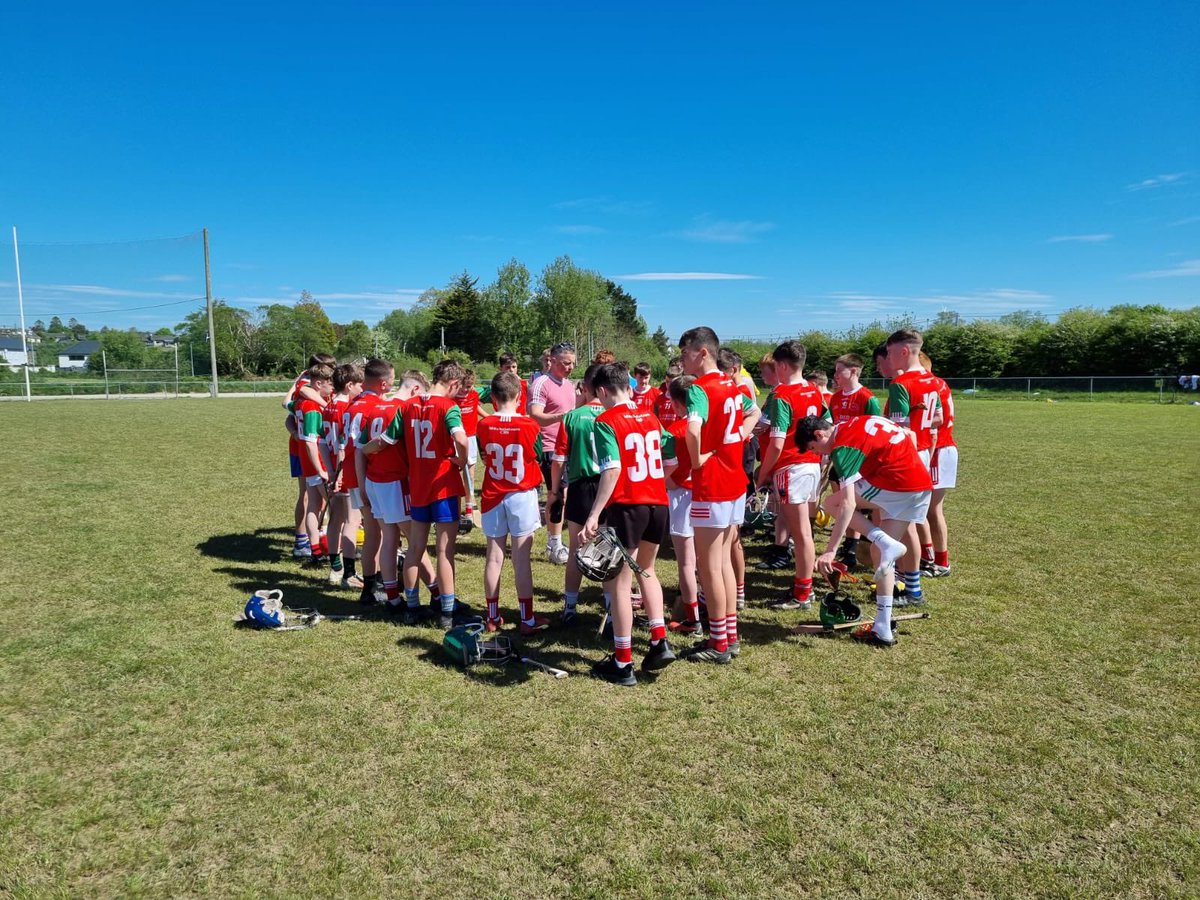 Our U14 hurlers had a great win over Hamilton High school in the county semi final today in a sunny Carrigaline, with 2-17 to 2-11 the final score. Next up is Coachford in the final. Well done lads! #cbsabú🔴🟢