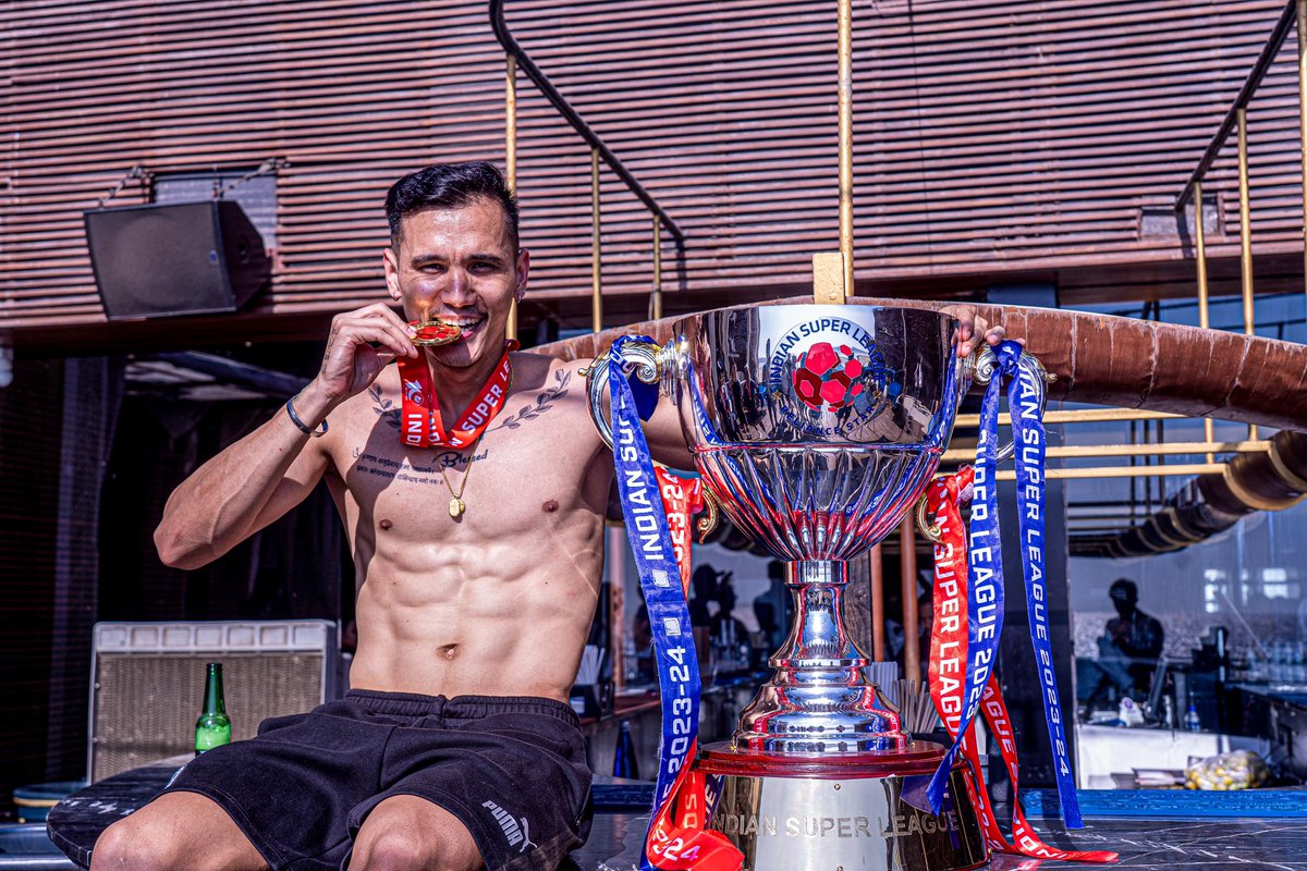 Vinit Rai 🇮🇳 tweet media