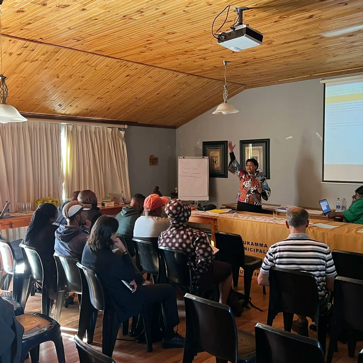 The Kou-Kamma Local Municipality Stakeholders Engagemen
enabled multiple stakeholders to provide  input into VLR report & enhance the process going forward. This engagement is  supported by @SALGA_Gov and African Monitor

#VLR #SDG #stakeholderengagement