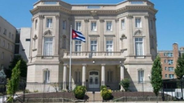 El Gobierno de #Cuba denunció este jueves la medida de Estados Unidos (EE.UU.) de absolver a Alexánder Alazo por el ataque a la embajada cubana en Washington en 2020.
#RazonesdeCuba