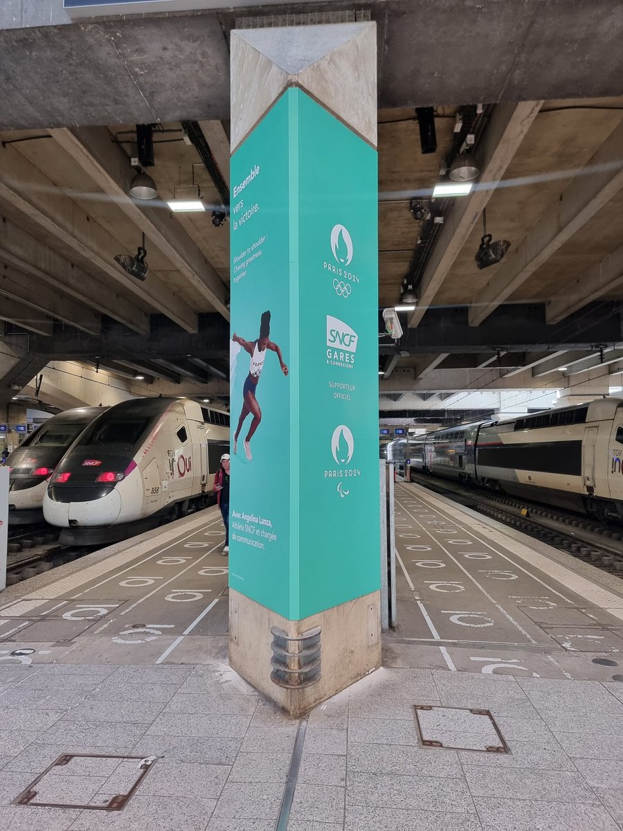 SylvainPerichon's tweet photo. Les athlètes du @GroupeSNCF sont à l'honneur en Gare Montparnasse !

#GareMontparnasse #AthletesSNCF #EnVieDeGare #Paris2024 https://t.co/netxTnFWP0