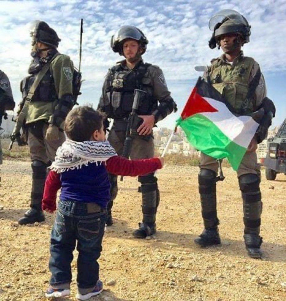 Çocuklarınıza Filistin’in işgal altında olduğunu, Mescid-i Aksa’nın esir olduğunu, siyonist rejimin düşman olduğunu, direnişin onurlu olduğunu ve İsrail diye bir devletin olmadığını öğretin. #getoutofrafah