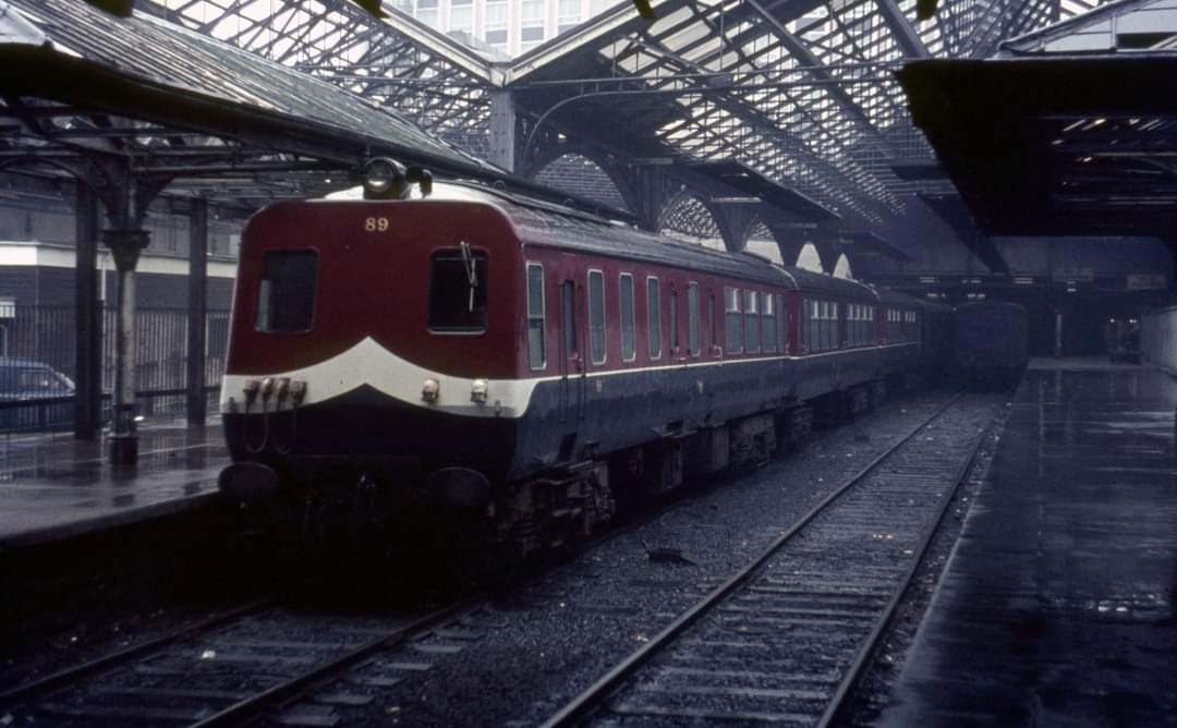 For this week's #FlashbackFriday we have a double feature. First we travel back to Great Victoria St in the 70s, with a photo by Sam Somerville depicting 80 class 89 resplendent in original livery, not unlike that worn by its sister 69 which is part of our collection.