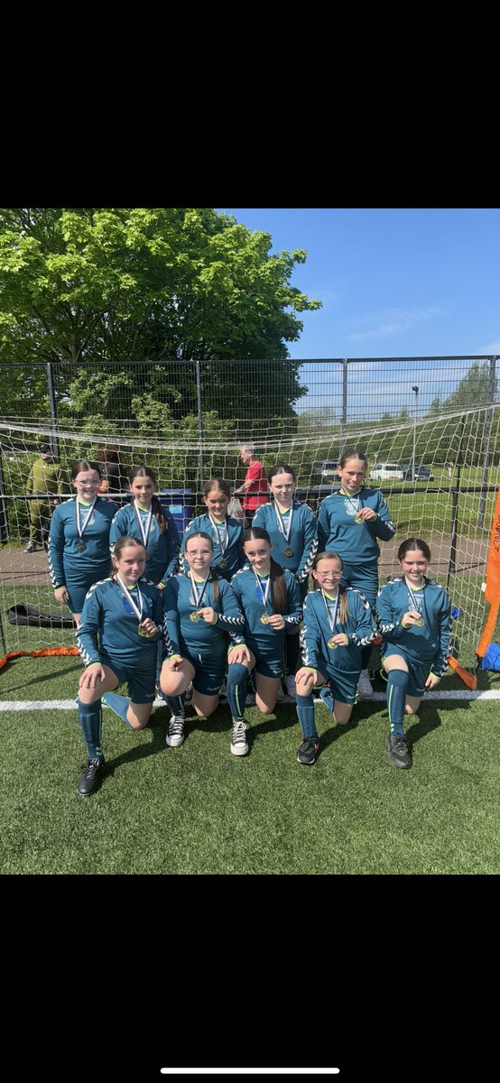 P7 girls at the football festival this morning, lovely day for it too☀️⚽️ @onerenleisure #healthyandactive