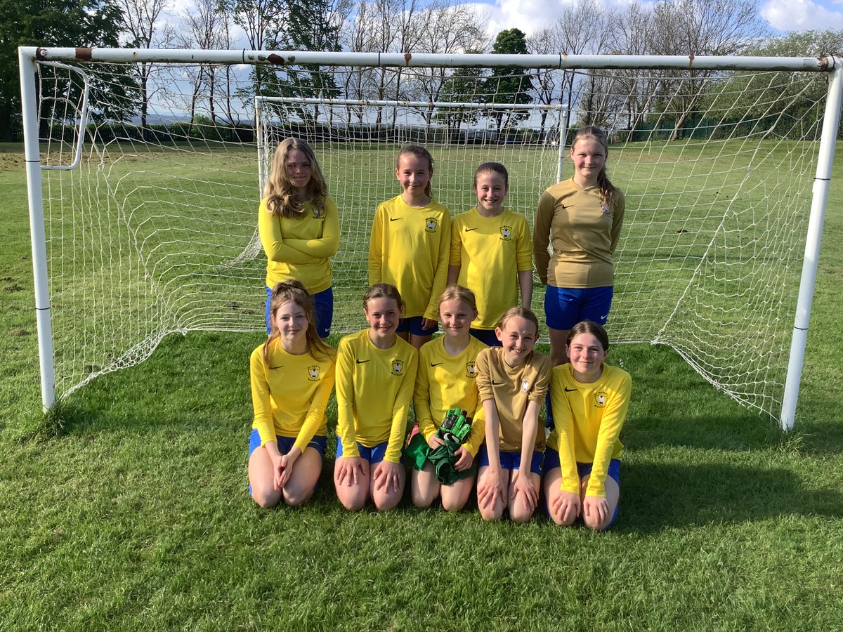 Goals galore for the St Mary's team in the Blaydon and District League last night! The girls were outstanding and played some fantastic football, working incredibly well as a team. Well done! #WeAreStMarys #LetGirlsPlay #girlsfootballinschools ⚽️🔵🟡