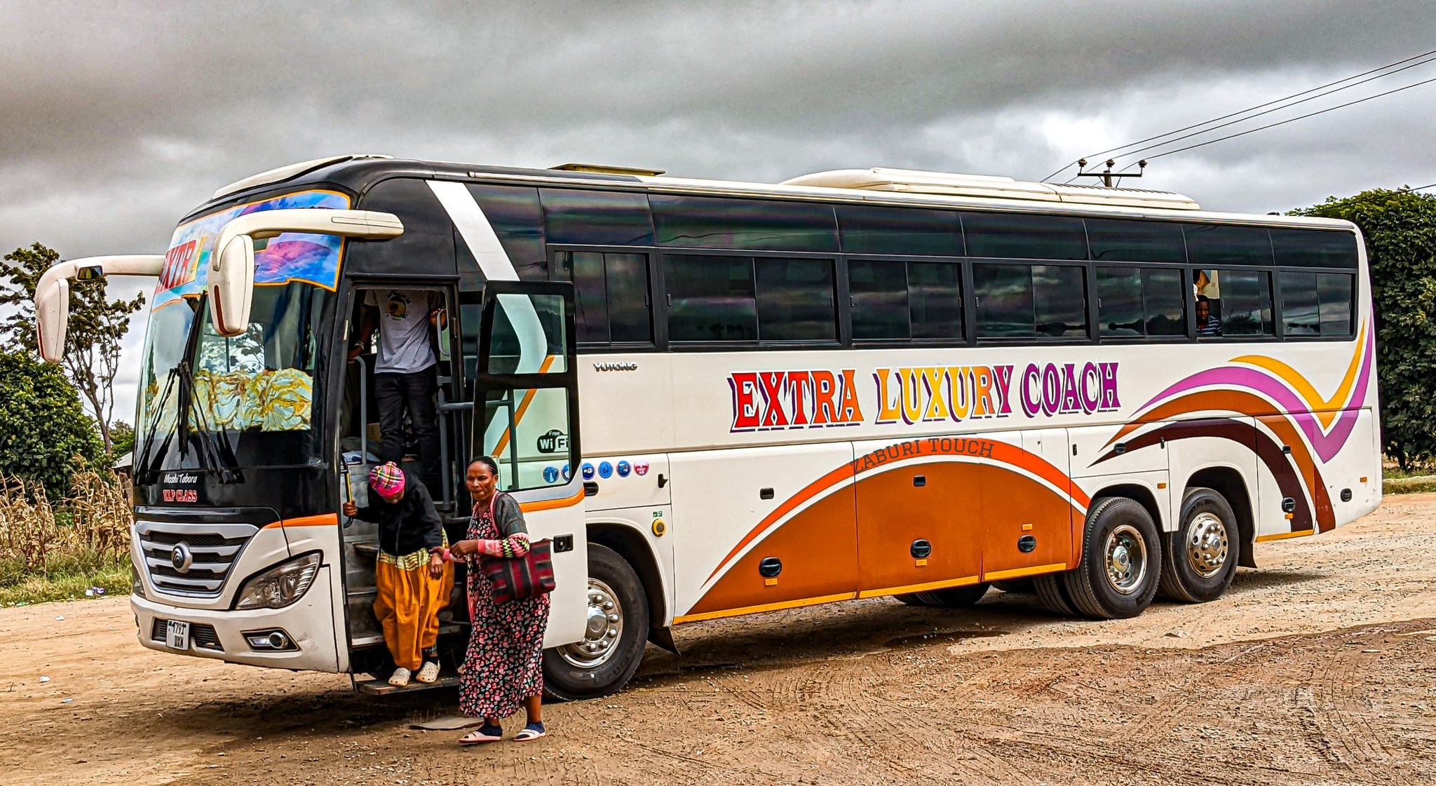 Extra Luxury Coach
