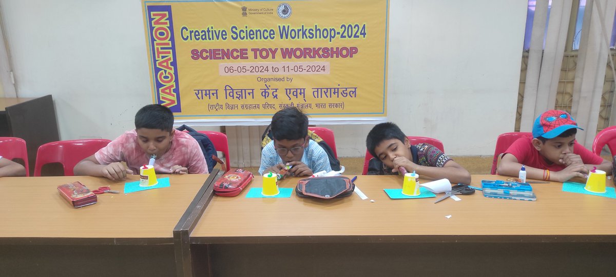 4th Day of Batch II (Aeromodelling, Science Toy Making & Astronomy) of Vacation Creative Science Workshop at RSC, Nagpur..@MinOfCultureGoI @arjunrammeghwal @M_Lekhi @secycultureGOI @rohitksingh @LilyPandeya @ncsmgoi @AmritMahotsav @AzadiKaAmritMahotsav