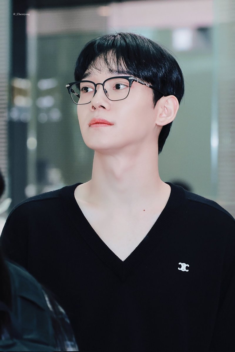 쩬룡 tweet media