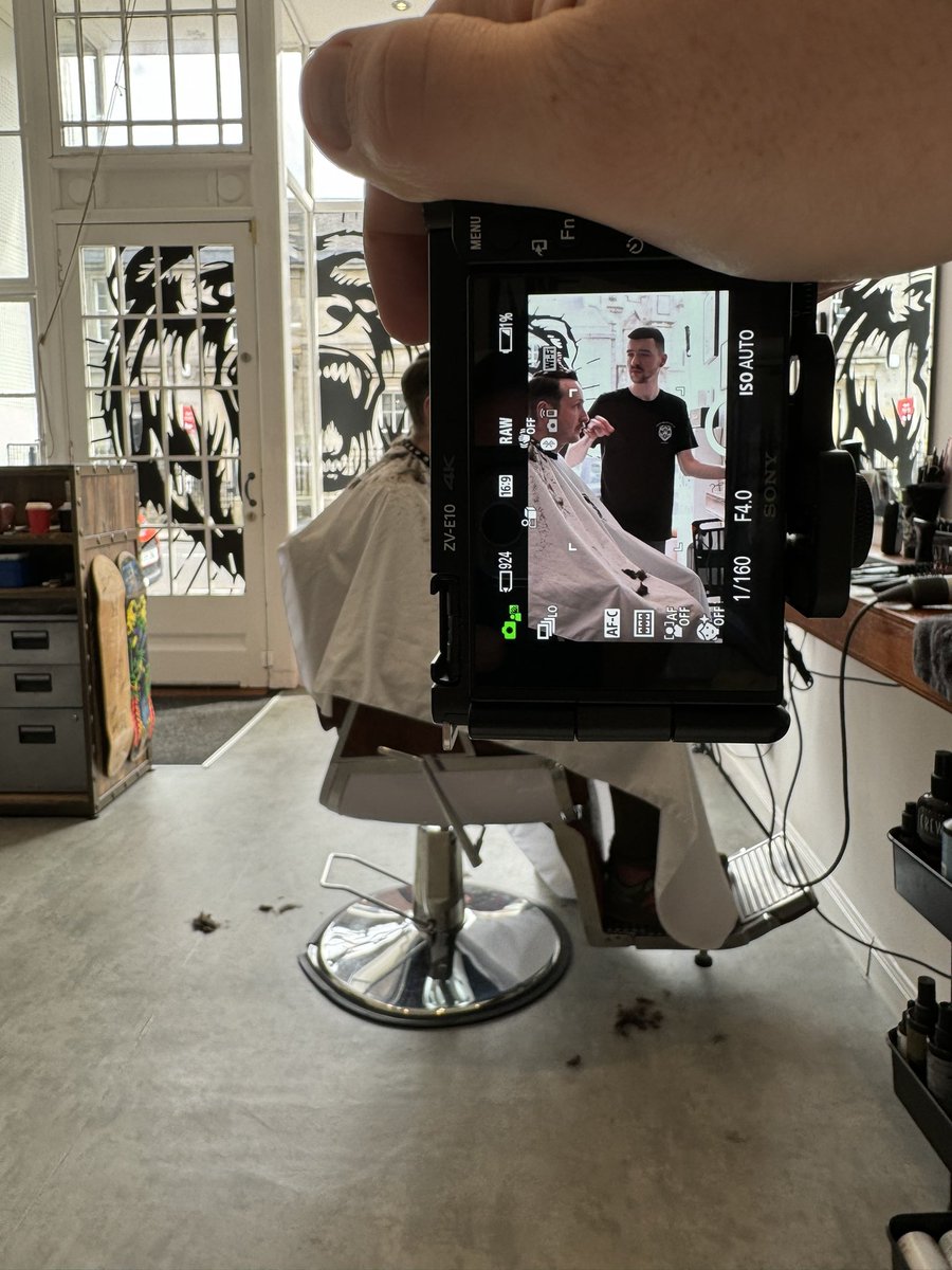 Rodavox's tweet image. 🎥 I had a fantastic time shooting video and photos at Brown Bear Barbers today, capturing some amazing moments and showcasing their incredible skills. 🐻✂️ 

🎉 Stay tuned for some fresh and engaging content coming your way! I am currently editing the videos and photos!