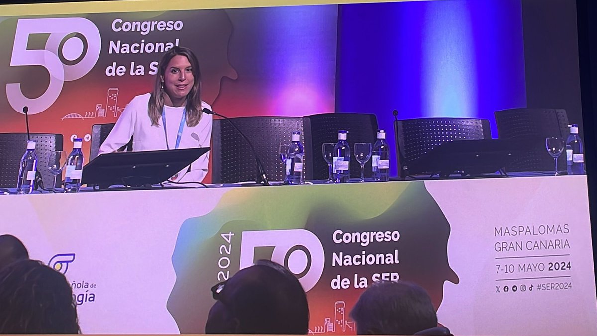 Reumaclinic's tweet photo. Terminamos nuestro congreso de la @SEReumatologia con una participación de nuevo muy activa en moderaciones, presentaciones orales, posters, divulgación de guías y
en diversos frentes: dolor crónico, metabolismo óseo, imagen y enfermedades inflamatorias e inmunomediadas
#SER202 https://t.co/SRBh1J6TIv