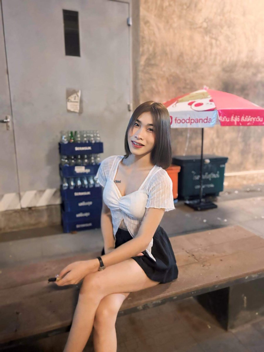 Ploy_fc30's tweet photo. หาตังกินขนมมม
#อุตรดิตถ์นัดเย็ด #อุตรดิตถ์ https://t.co/PLBWxASOGE
