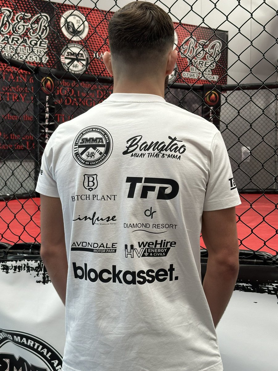 First Professional weigh in successful ✅ 

In the shape of my life &amp; looking forward to putting on a masterclass tomorrow! 

Thank you to everybody for the support, truly grateful! See you on the other side. 🤜🏼🤛🏼

#YoungMoneyMMA