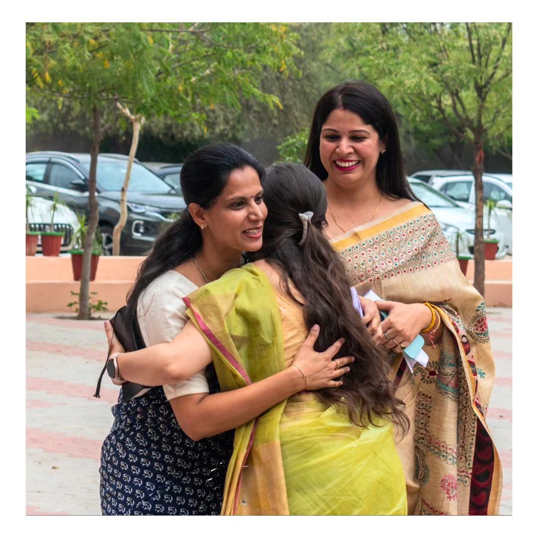 CloudministerD's tweet image. Witnessing great minds getting cultivated into nation builders! In frame, our co-founder at the Clash of Code event by JECRC University.
.
#CloudMinisterInnovation #TechSavvySolutions #DigitalTransformationExperts #CloudMinisterInsights #NextGenTech #EfficiencyThroughTechnology
