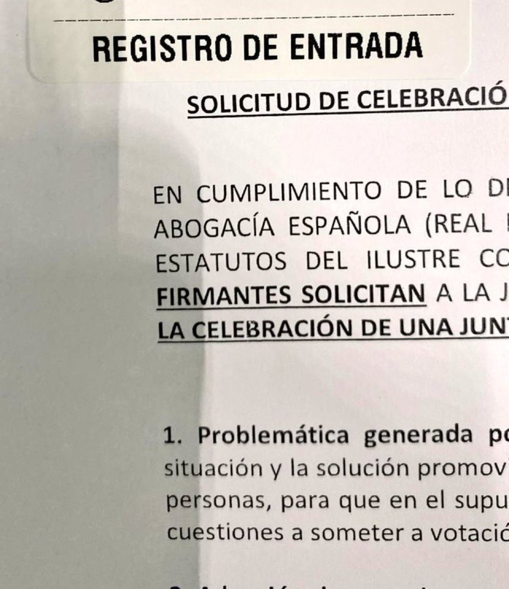 @letradoluisgue1 @icam_es @EugenioRibon @EugenioRibon llevamos tiempo pidiendo comunicado de apoyo a las reivindicaciones del Movimiento J2 y silencio clamoroso , incluso nos deniegas JGE solicitada por mas de 600 abogados,  interesan mas al @icam_es los becarios que los abogad@s? 
@MovimientoJ2 
#MutualidadesFallidas