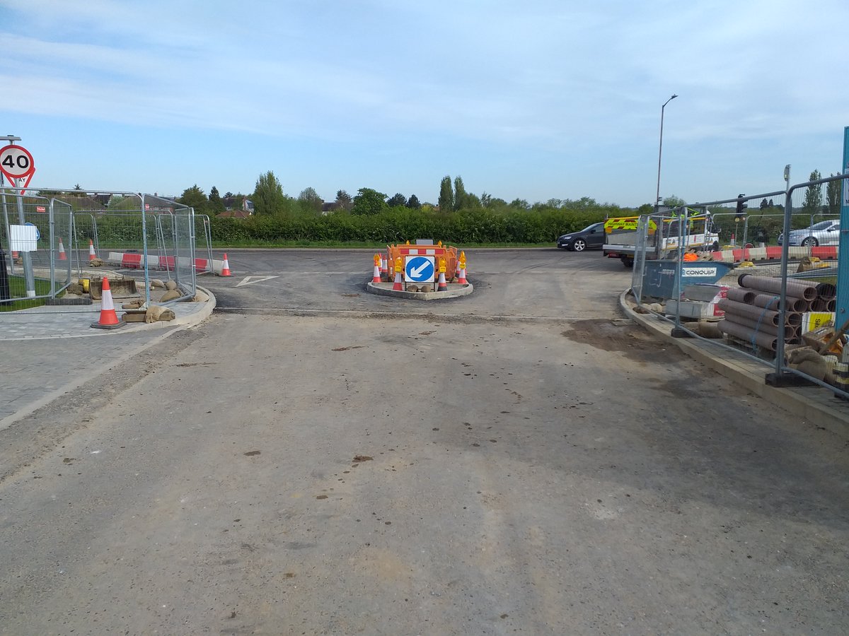 ⛔🌙Advance notice of overnight temporary road closure on Long Rd #Mistley 8pm-5am, 13-18 May for developer works. For the latest information on these & other local works in the area visit One.Network. one.network/?GB138557094 #Manningtree #Lawford @Tendring_DC