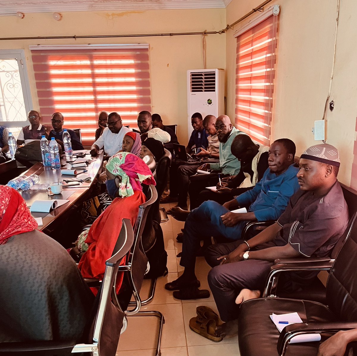 CinqMuhammad's tweet image. L’ONG IMADEL  en collaboration avec l’#ADR Mopti partage une session de formation de trois jours des ADC/Superviseurs du #PCRSS exclusivement destinée aux phases et étapes de l’élaboration du #PDESC.

#Humanitaire #IMADEL #AvecFoi