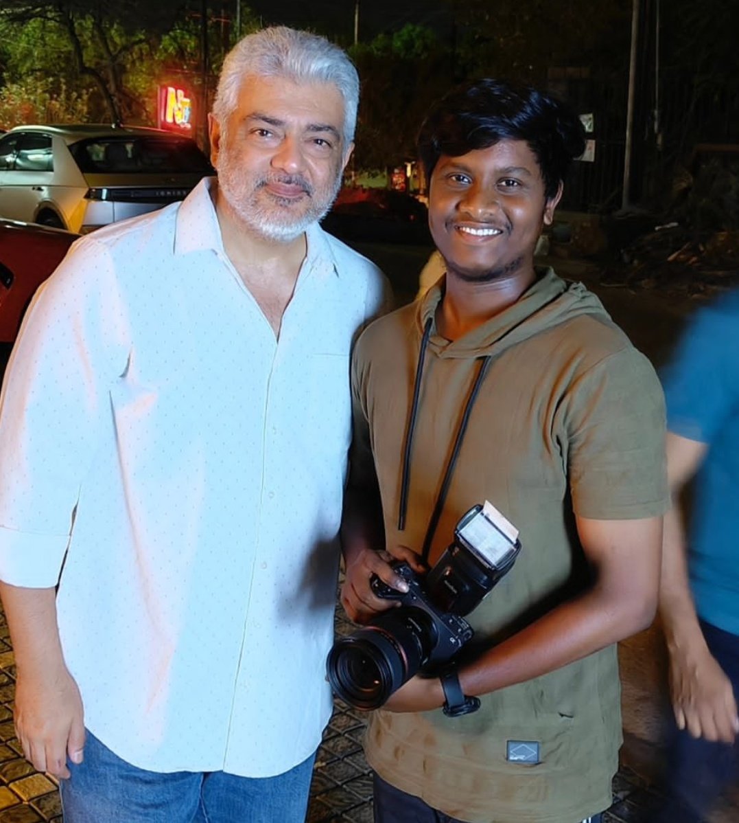 Thalaaaaaaa 😻💥 Last Nit At HYD ! #AjithKumar