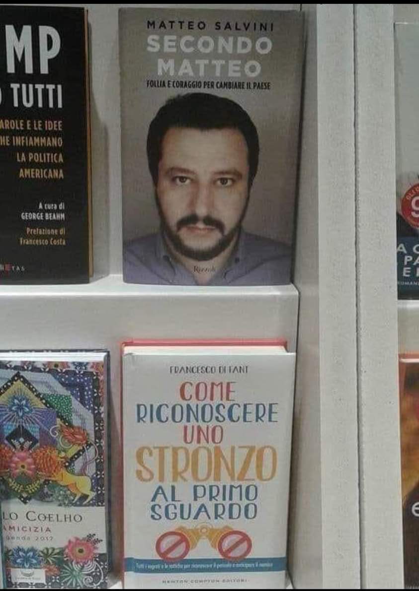 Quando in libreria hanno senso dell' humour 😄
#SalviniPagliaccio