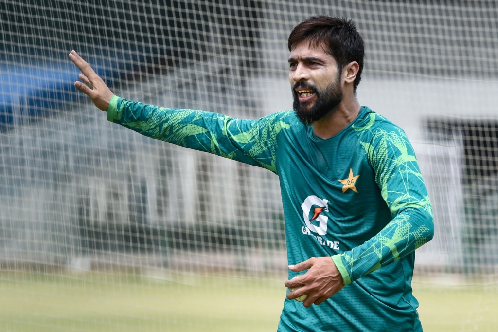 Rejuvenated Amir back for unfinished work as Pakistan take on Ireland and England prior to T20 World Cup 🇵🇰☘️🏴󠁧󠁢󠁥󠁮󠁧󠁿 cricketworld.com/rejuvenated-am…