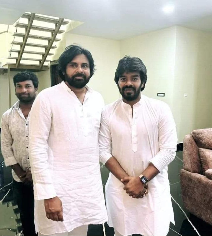 Sudigali sudheer Meet Our Chief @PawanKalyan at #Pitapuram 🔥 #PawanKalyanWinningPithapuram