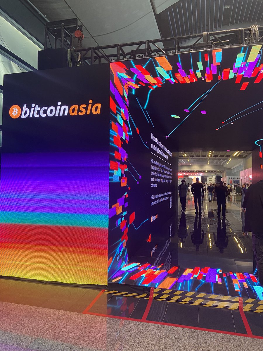 Stoked to meet @DylanLeClair_ at @BitcoinConfAsia. He is truly the 1st designated prodigy of Michael @saylor in my opinion as he is helping @MicroStrategy ‘s playbook get replicated for another public institution custodying #bitcoin  as treasury on their corporate balance sheet…