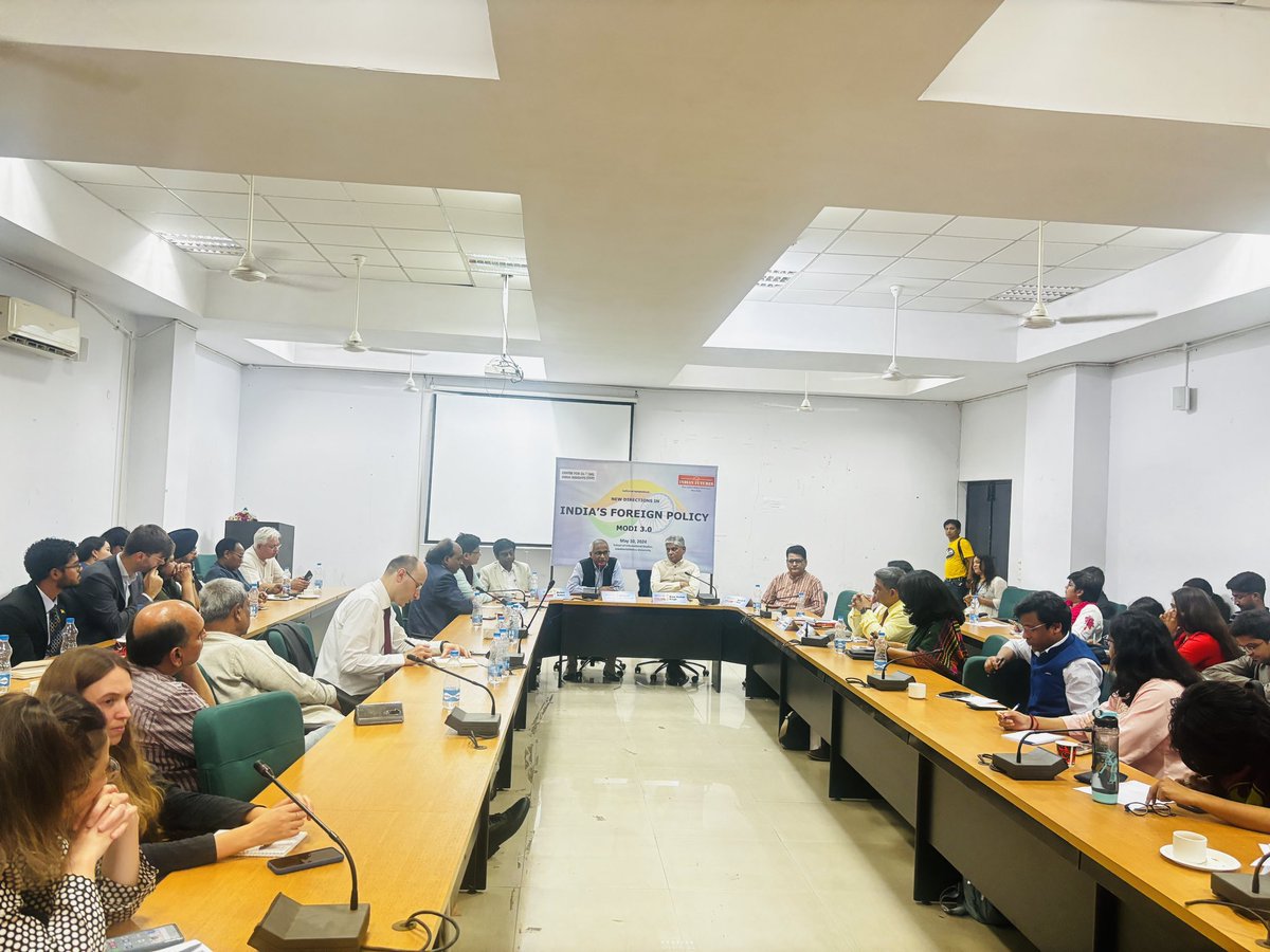 Hosted the National Symposium to navigate the new frontier of India's foreign policy at JNU . With Modi 3.0, the journey towards a dynamic global vision begins. Pivotal moment shaping global relations.
#Modi3.0 #ForeignPolicy #NationalSymposium 
#strongermodi #strongernation