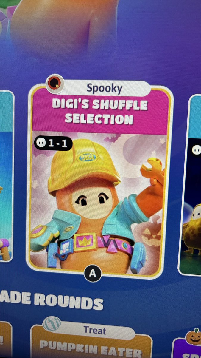 FallPosting's tweet image. Spooky 😨😨😨😨